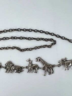 Vintage 1980’s Silver Safari Animal Link Belt